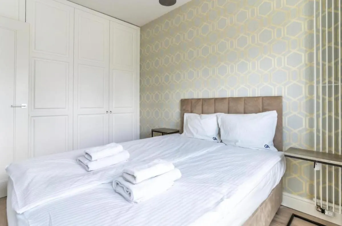 Urban Chic - Mennica Residence - One Bedroom Apartment -Citycenter&65 Varsovia Polonia
